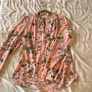 Calvin Klein flowery women’s blouse 💕